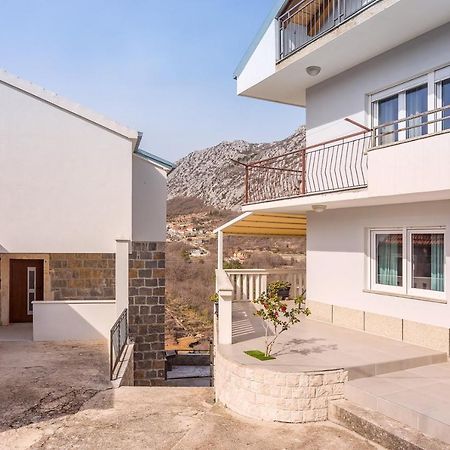 VILLA REMUSIC Pool, whirlpool, Sauna,4 bedrooms, amazing landscape Smolonje Esterno foto