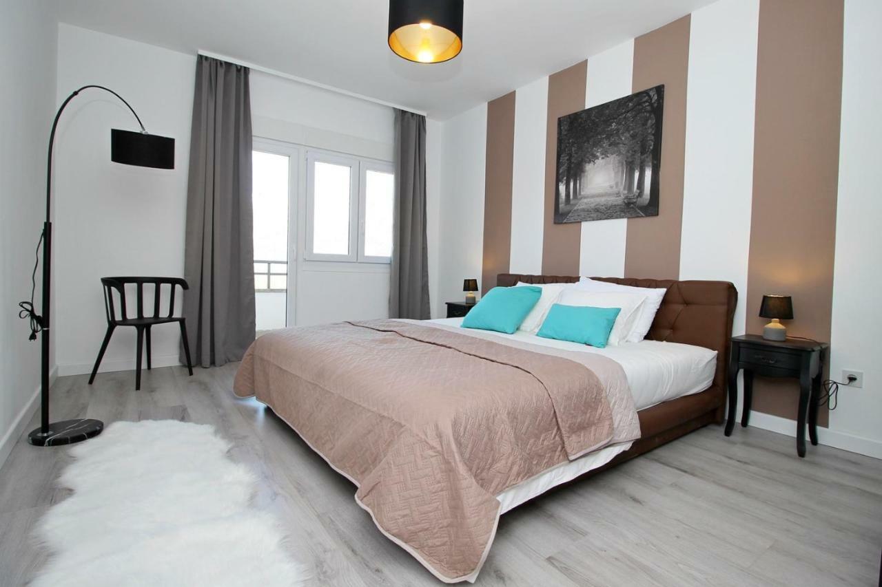VILLA REMUSIC Pool, whirlpool, Sauna,4 bedrooms, amazing landscape Smolonje Esterno foto
